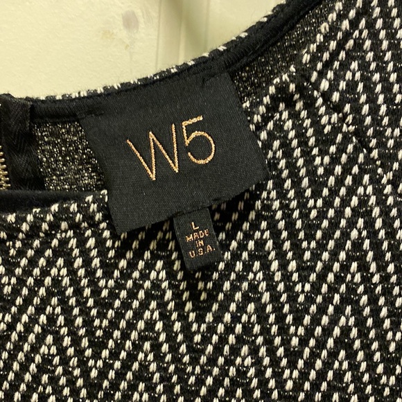 Anthropologie W5 geometric top - Picture 2 of 2